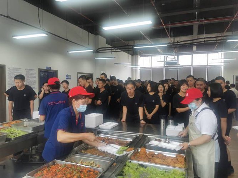 企业食堂托管如何选？这些要点你要知道！